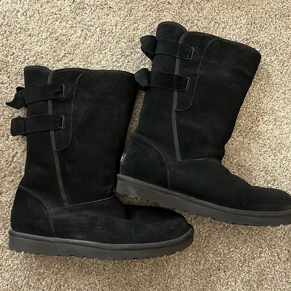 Ugg black boots - Picture 1 of 2